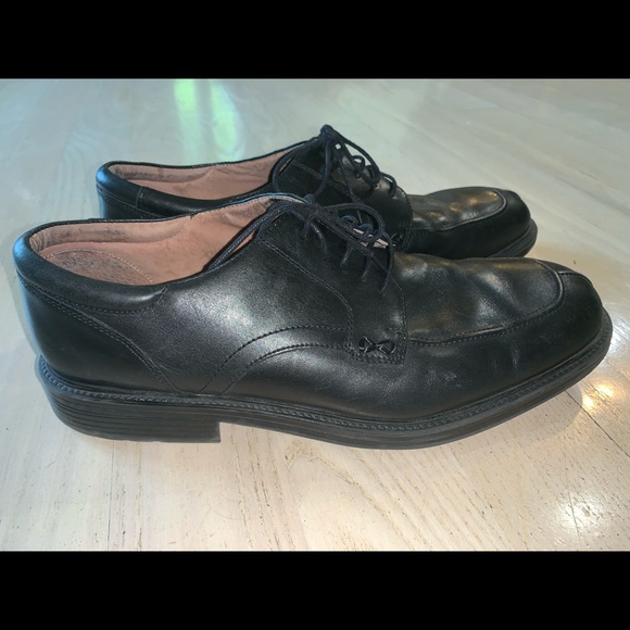 Bostonian Black Leather Men’s Dress Shoes - Picture 2 of 4